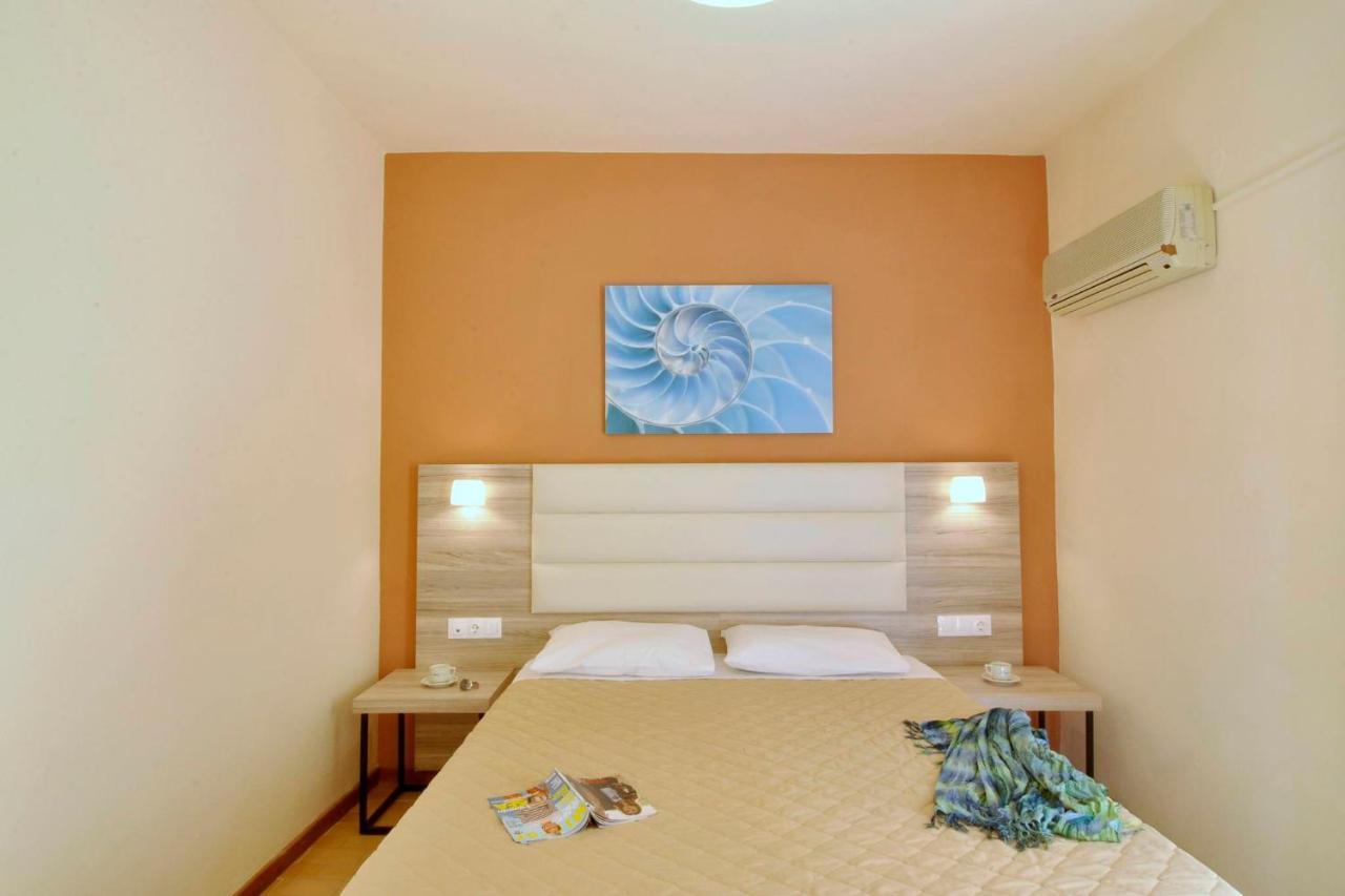 Hotel Orpheus 고우비아 외부 사진